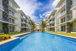 Stylish 1BR Apartment Near B Varo Beach Pool View
