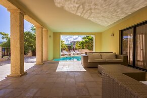 3-bedroom Cap Cana Gem Terrace Picuzzi Marina