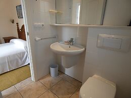 Ch103 in Oliva With 3 Bedrooms and 2 Bathrooms