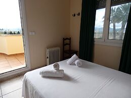 Ch103 in Oliva With 3 Bedrooms and 2 Bathrooms