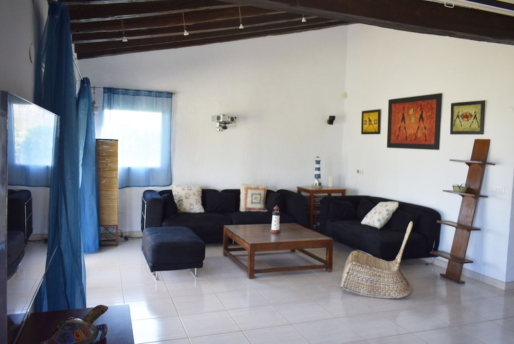 Ch4316 in Denia With 4 Bedrooms and 3 Bathrooms