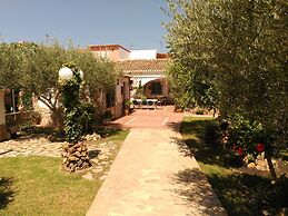 Ad4101 in Denia With 4 Bedrooms and 1 Bathrooms