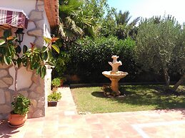 Ad4101 in Denia With 4 Bedrooms and 1 Bathrooms