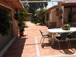 Ad4101 in Denia With 4 Bedrooms and 1 Bathrooms