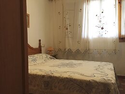 Ad4101 in Denia With 4 Bedrooms and 1 Bathrooms