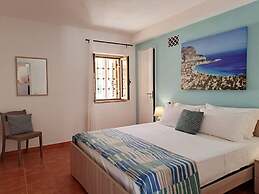 Villa Riviera