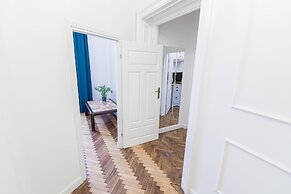 Royal Apartments