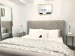 Golden Spa Suite