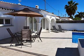 05 Ch3200 in Denia With 3 Bedrooms and 2 Bathrooms