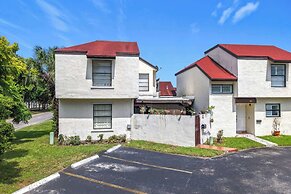 Spacious 3BR Home With Pool Access
