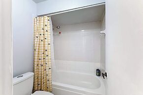Spacious 3BR Home With Pool Access