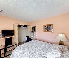 Spacious 3BR Home With Pool Access