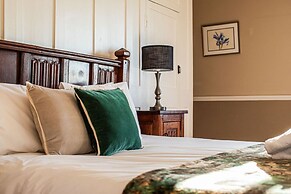 Huckleberry Farmhouse Annexe - Sleeps 27