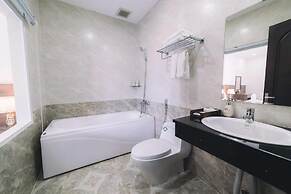 Dalat Paradise Hotel
