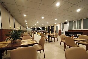 Dalat Paradise Hotel