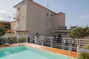 Dama Luxury Apartment