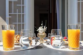 Dama Luxury Apartment