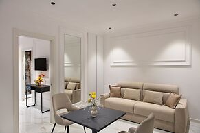 Dama Luxury Apartment