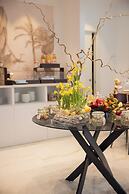 Dama Luxury Apartment