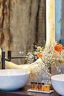 Dama Luxury Apartment