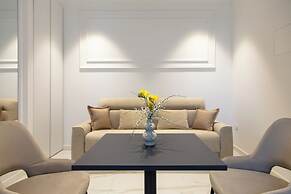 Dama Luxury Apartment