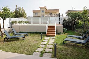Dama Luxury Apartment