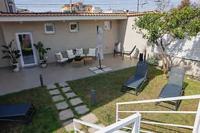 Dama Luxury Apartment