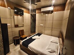 HOTEL BLUEBELL INN