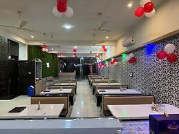 Gokul Hotel