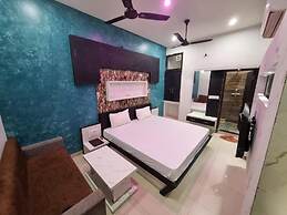 Gokul Hotel