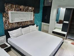 Gokul Hotel