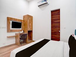 Super Townhouse Red Cross Amritsar