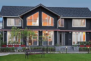 ELIVAAS Esh Cottages