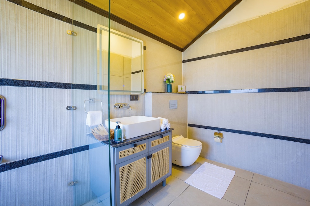 ELIVAAS Esh Cottages
