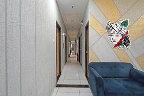 Hotel O Ugat Canal Surat Royal Orbit
