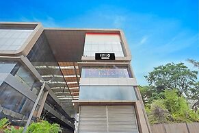 Hotel O Ugat Canal Surat Royal Orbit