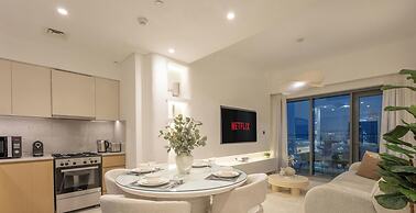 LUX | 2BR High Floor | Near Dubai Mall