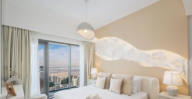 LUX | 2BR High Floor | Near Dubai Mall
