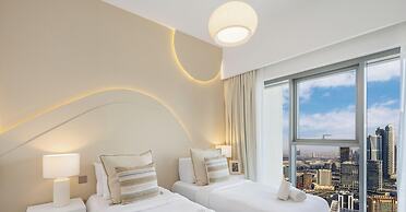 LUX | 2BR High Floor | Near Dubai Mall