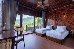 Halora Puluong Retreat