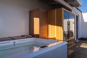 Skyline Boutique Hotel