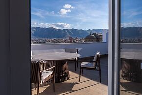 Skyline Boutique Hotel