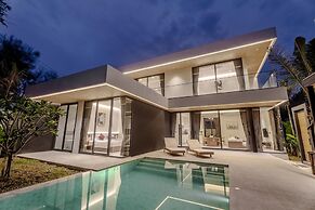 Aileen Layan Villa 6/ 4BR Forest/ 2 Minutes Beach