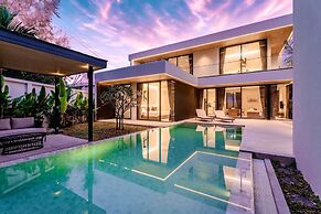 Aileen Layan Villa 6/ 4BR Forest/ 2 Minutes Beach
