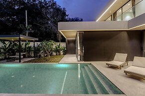 Aileen Layan Villa 6/ 4BR Forest/ 2 Minutes Beach