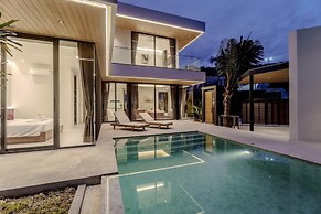 Aileen Layan Villa 6/ 4BR Forest/ 2 Minutes Beach