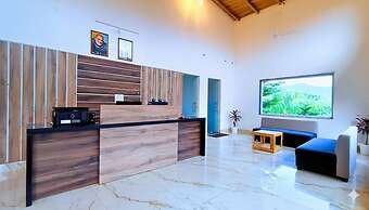 ASTORIA CORBETT RESORT