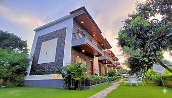 ASTORIA CORBETT RESORT