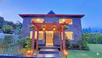 ASTORIA CORBETT RESORT