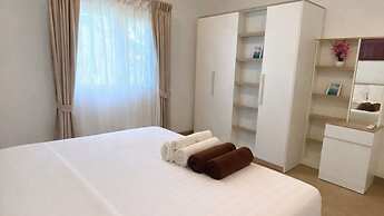 La Casa Bangtao Resort